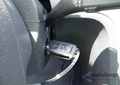 2014 Volkswagen Passat 1.8T S из США, поврежденный, VIN 1VWAT7A36EC052846